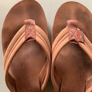 Rainbow sandals size 8